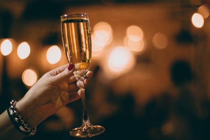Champagne contaminé par la bactérie MDMA