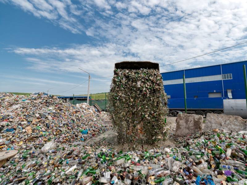 Où évacuer les déchets en verre, pour traitement et valorisation en Normandie 76